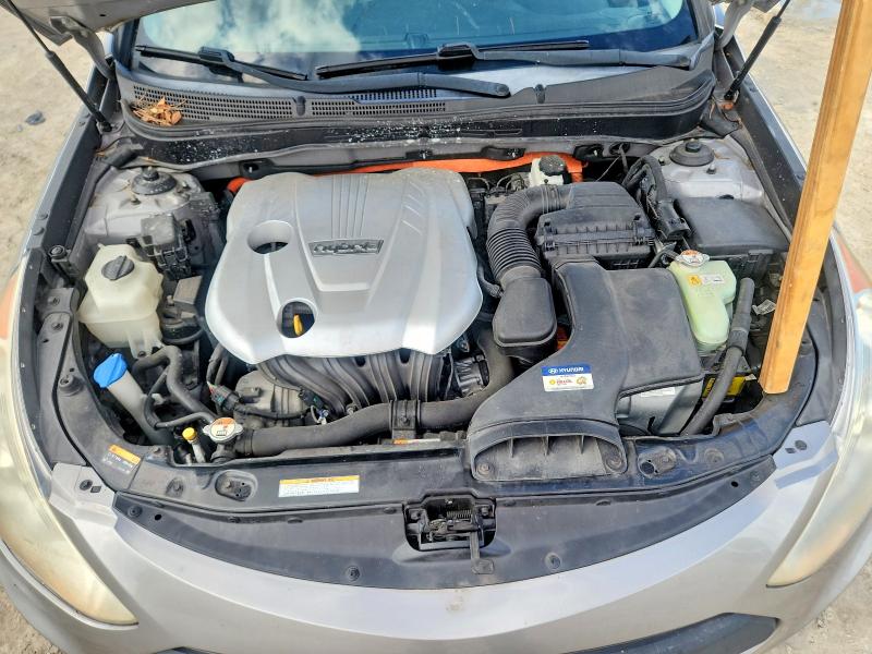 Photo 11 from auction – 2013 HYUNDAI SONATA with VIN KMHEC4A42DA094755