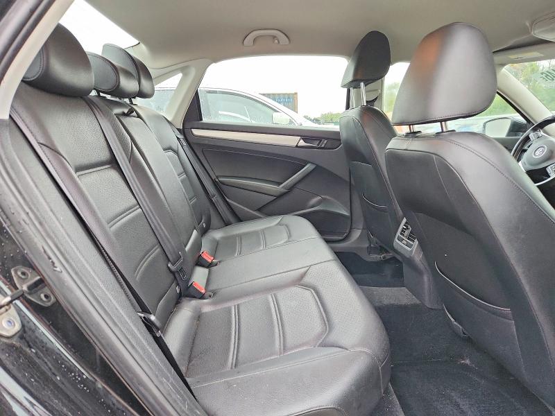 Photo 10 from auction – 2013 VOLKSWAGEN PASSAT with VIN 1VWBP7A37DC109501