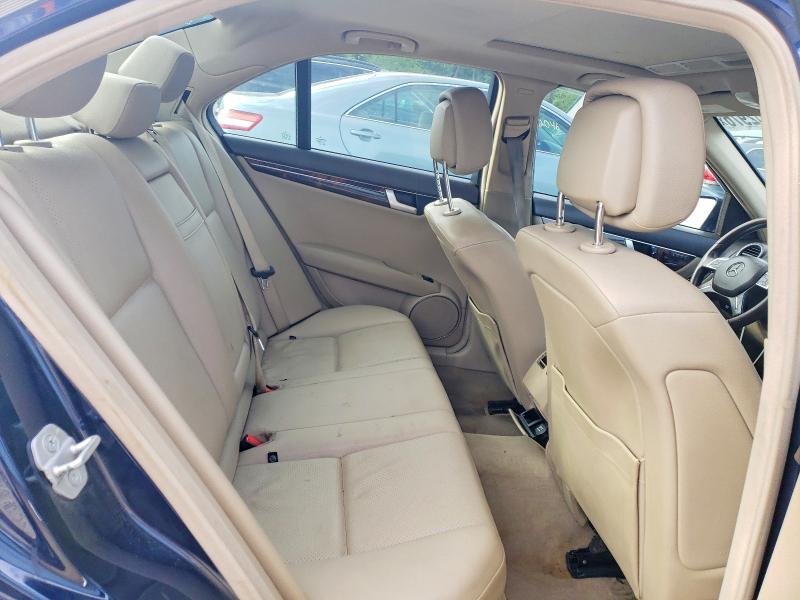 Photo 10 from auction – 2012 MERCEDES-BENZ C with VIN WDDGF8BB0CR229231