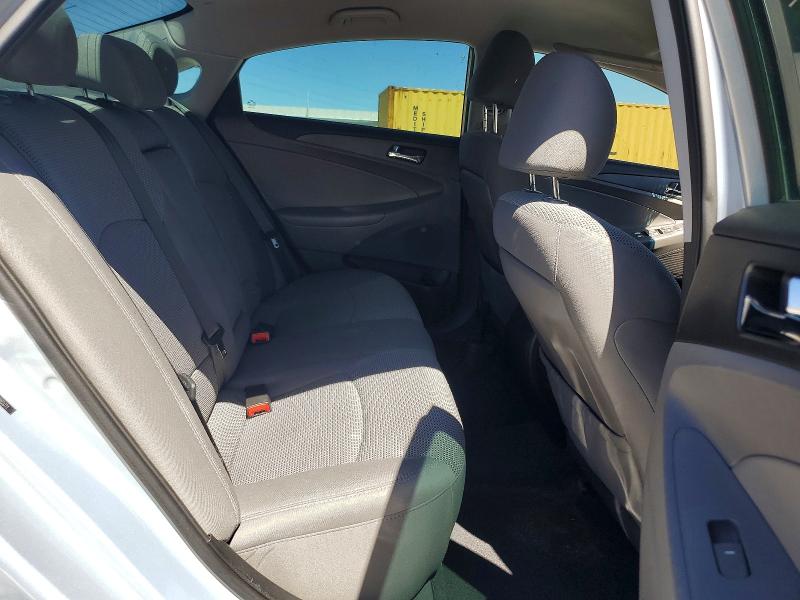 Photo 10 from auction – 2014 HYUNDAI SONATA with VIN 5NPEB4AC0EH882071