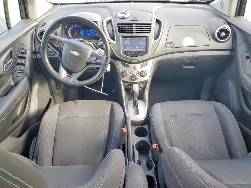 Photo 8 from auction – 2016 CHEVROLET TRAX with VIN 3GNCJLSB0GL219278