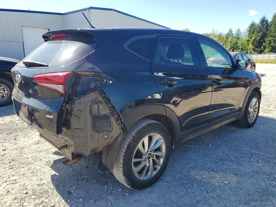 Photo 3 from auction – 2018 HYUNDAI TUCSON with VIN KM8J2CA49JU803767
