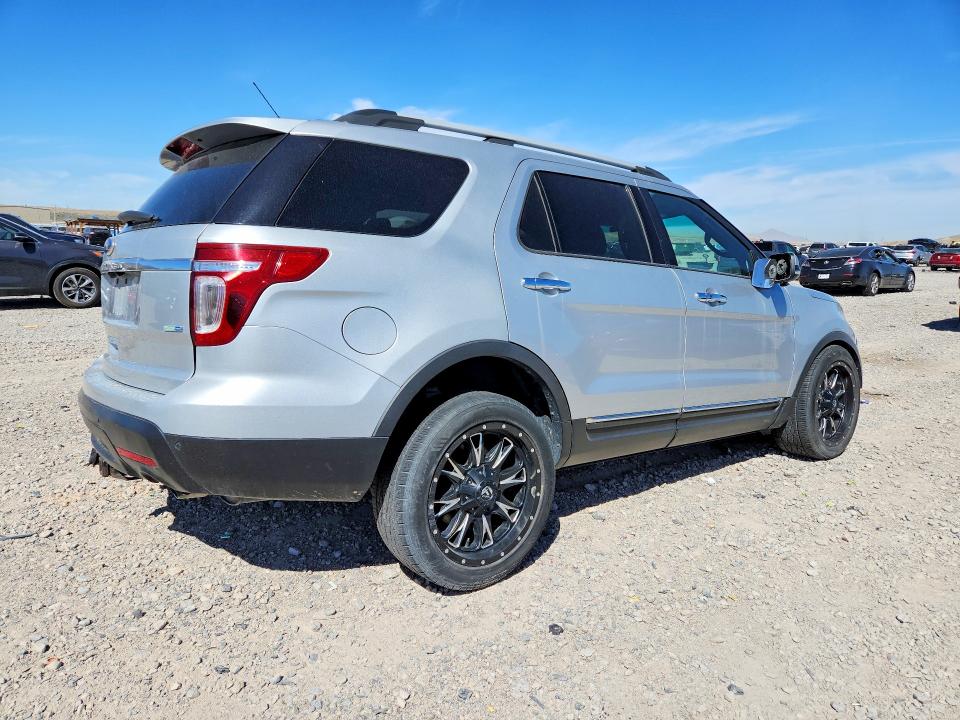 Foto 3 de la subasta – 2015 FORD EXPLORER con VIN 1FM5K8F89FGA04118