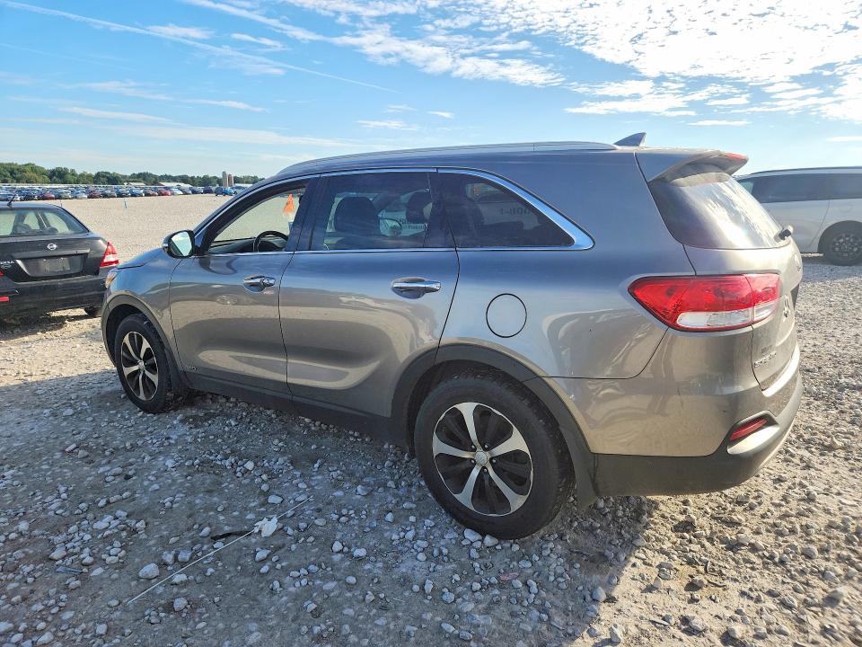 Снимка 2 от търг – 2016 KIA SORENTO с VIN 5XYPHDA15GG017595