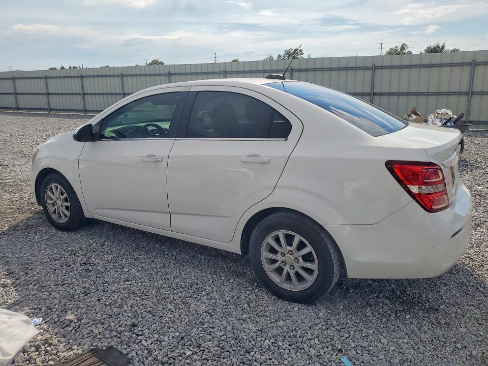 Photo 2 from auction – 2017 CHEVROLET SONIC with VIN 1G1JD5SH5H4133004