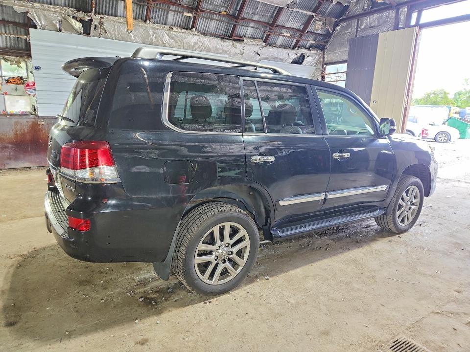 Foto 3 de la subasta – 2014 LEXUS LX con VIN JTJHY7AX5E4143281