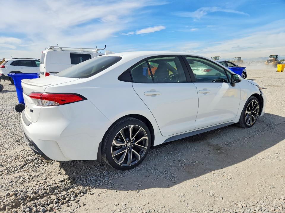 Photo 3 from auction – 2022 TOYOTA COROLLA with VIN JTDS4MCEXN3510941