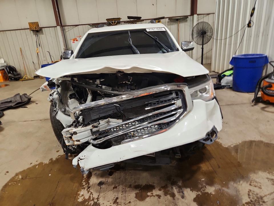 Photo 5 from auction – 2018 GMC ACADIA with VIN 1GKKNMLS3JZ247433
