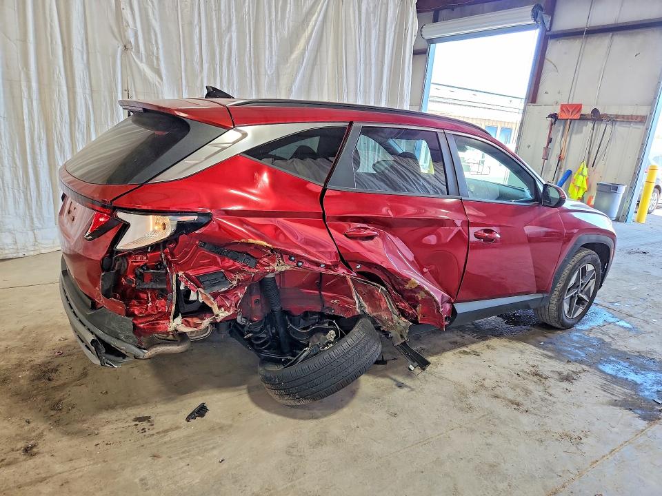 Photo 3 from auction – 2026 HYUNDAI TUCSON with VIN 5NMJB3DE7TH634125