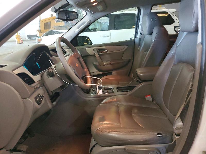 Photo 7 from auction – 2017 CHEVROLET TRAVERSE with VIN 1GNKRFED0HJ352831