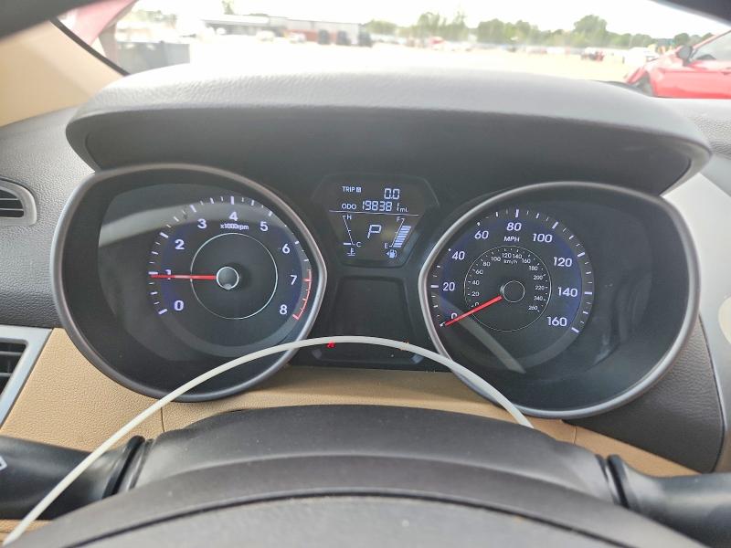 Снимка 9 от търг – 2013 HYUNDAI ELANTRA с VIN 5NPDH4AE8DH379060