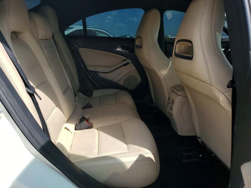 Photo 10 from auction – 2015 MERCEDES-BENZ CLA with VIN WDDSJ4EBXFN214325
