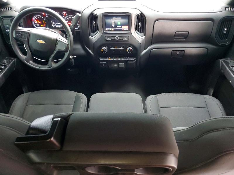 Снимка 8 от търг – 2021 CHEVROLET SILVERADO с VIN 1GCPWBEK1MZ381555