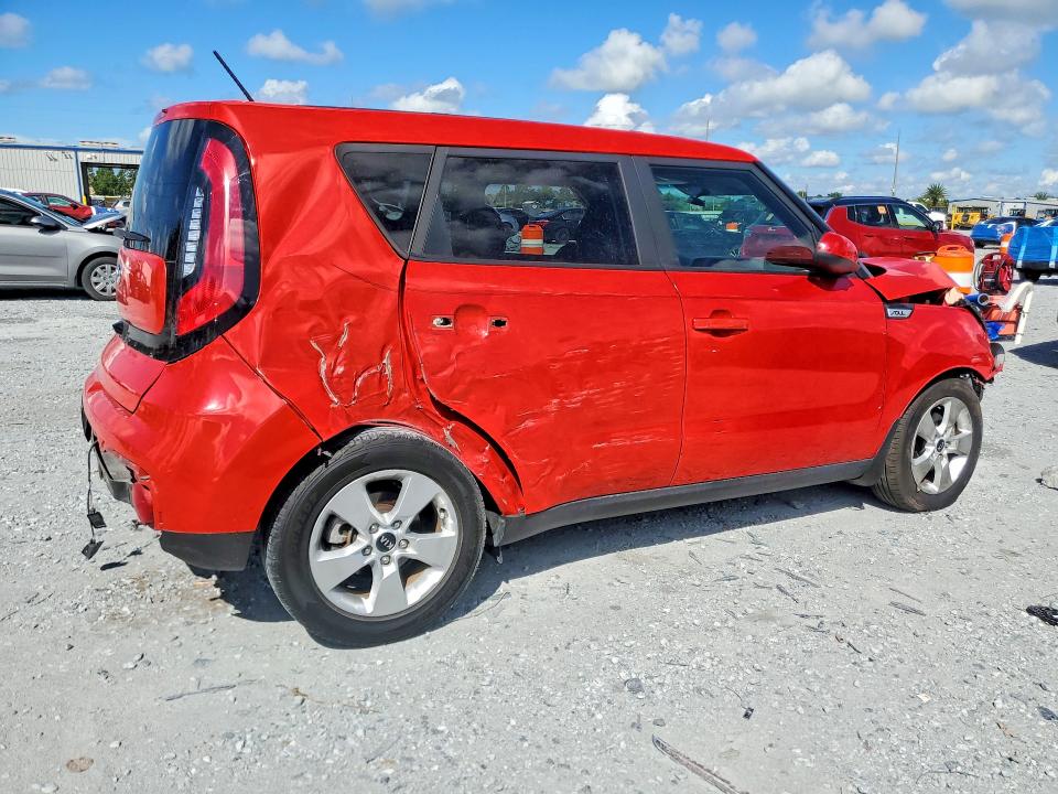Снимка 3 от търг – 2019 KIA SOUL с VIN KNDJN2A27K7024355