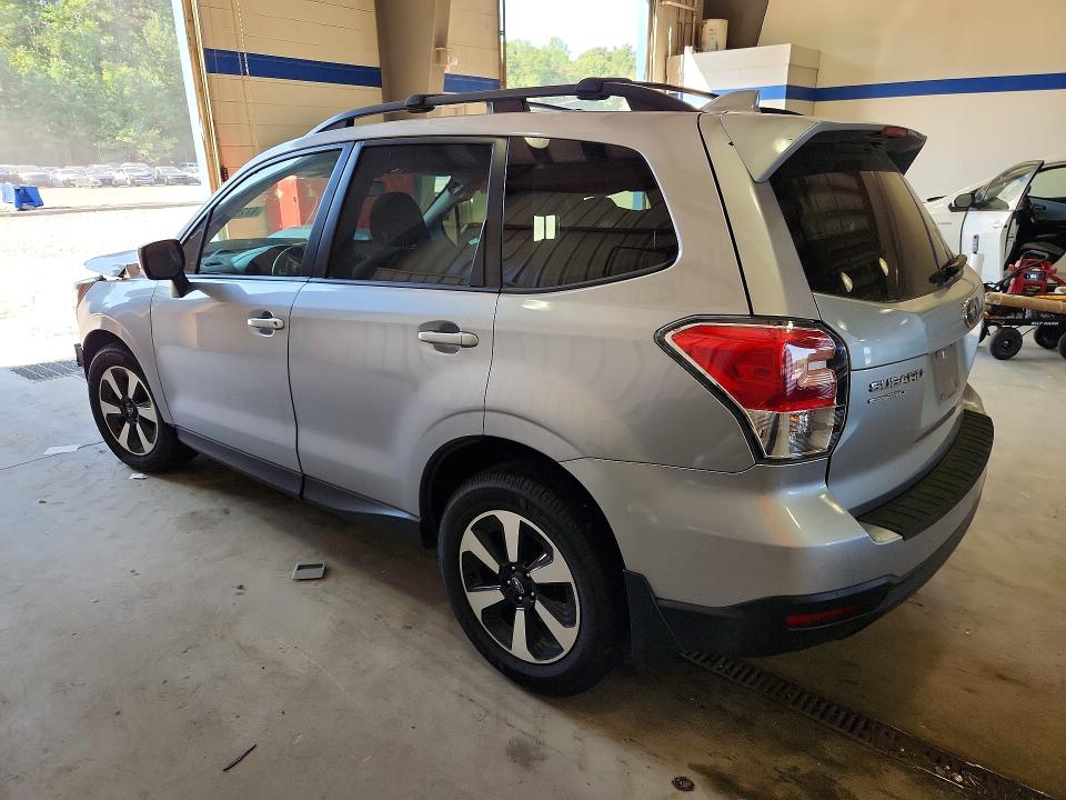 صورة رقم 2 من المزاد - 2017 SUBARU FORESTER مع VIN JF2SJAEC9HH461937