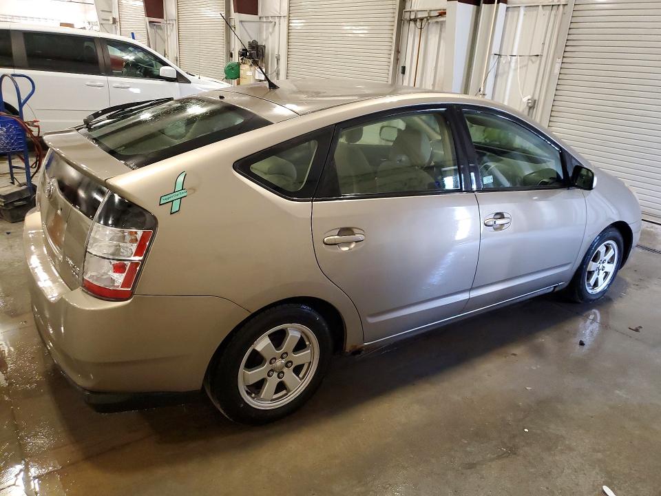 Photo 3 from auction – 2005 TOYOTA PRIUS with VIN JTDKB20U653091394