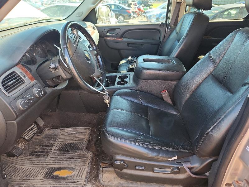 Photo 7 from auction – 2012 CHEVROLET SUBURBAN with VIN 1GNSKJE77CR249028