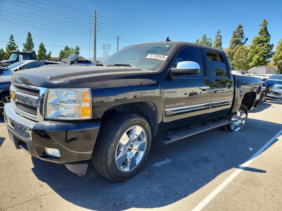 CHEVROLET SILVERADO 2010 with VIN 3GCRCSE00AG192584 - Photo from auction