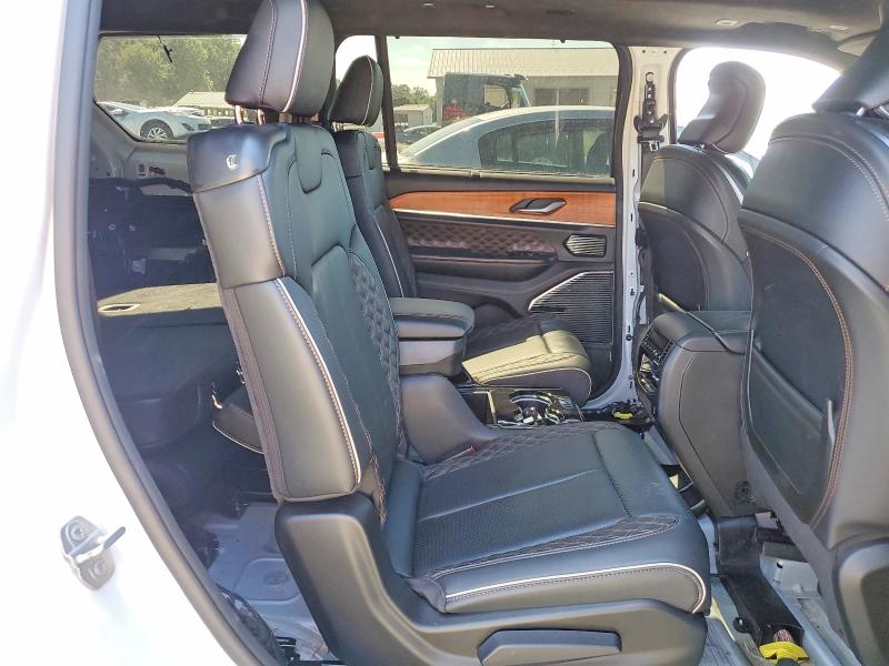 Снимка 11 от търг – 2022 JEEP GRAND CHEROKEE с VIN 1C4RJKET7N8530218
