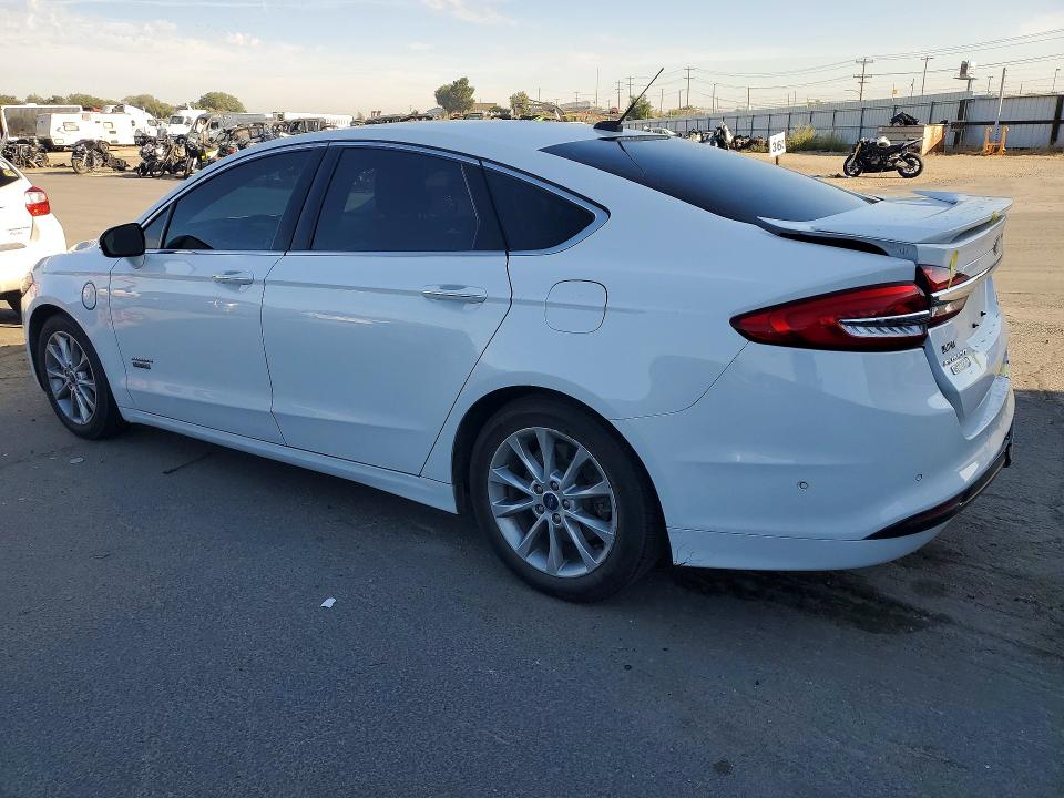 Photo 2 from auction – 2017 FORD FUSION with VIN 3FA6P0SUXHR152276
