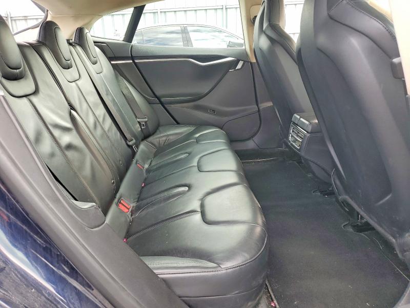 Photo 10 from auction – 2013 TESLA MODEL S with VIN 5YJSA1DN8DFP05296