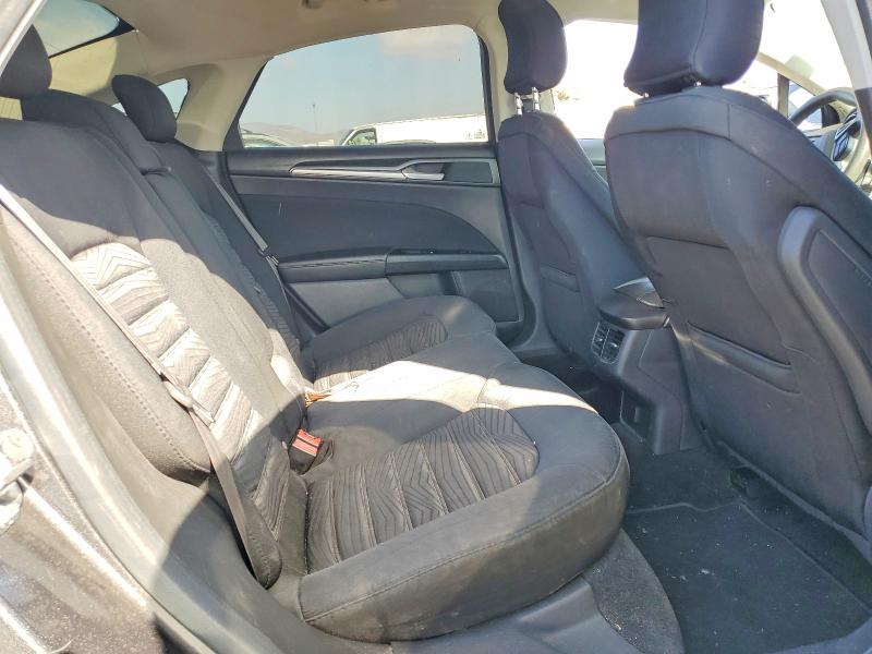 Снимка 10 от търг – 2016 FORD FUSION с VIN 3FA6P0H77GR216001