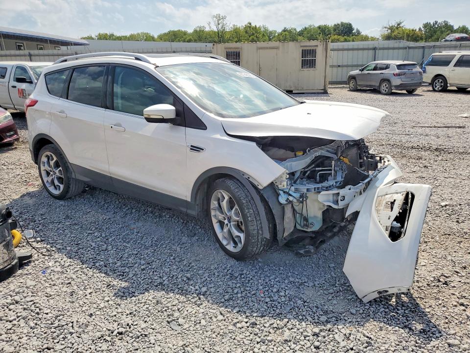 Photo 4 from auction – 2016 FORD ESCAPE with VIN 1FMCU0J97GUB43430