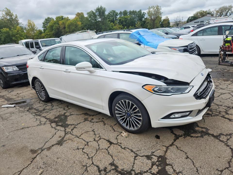 Photo 4 from auction – 2017 FORD FUSION with VIN 3FA6P0T9XHR243526