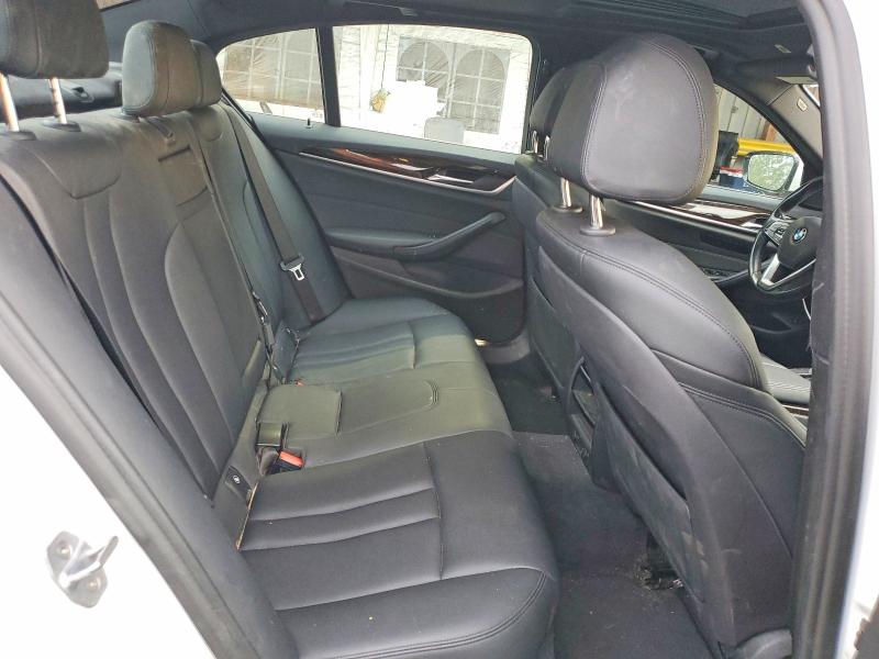 صورة رقم 10 من المزاد - 2019 BMW 530 مع VIN WBAJA5C52KWW06192