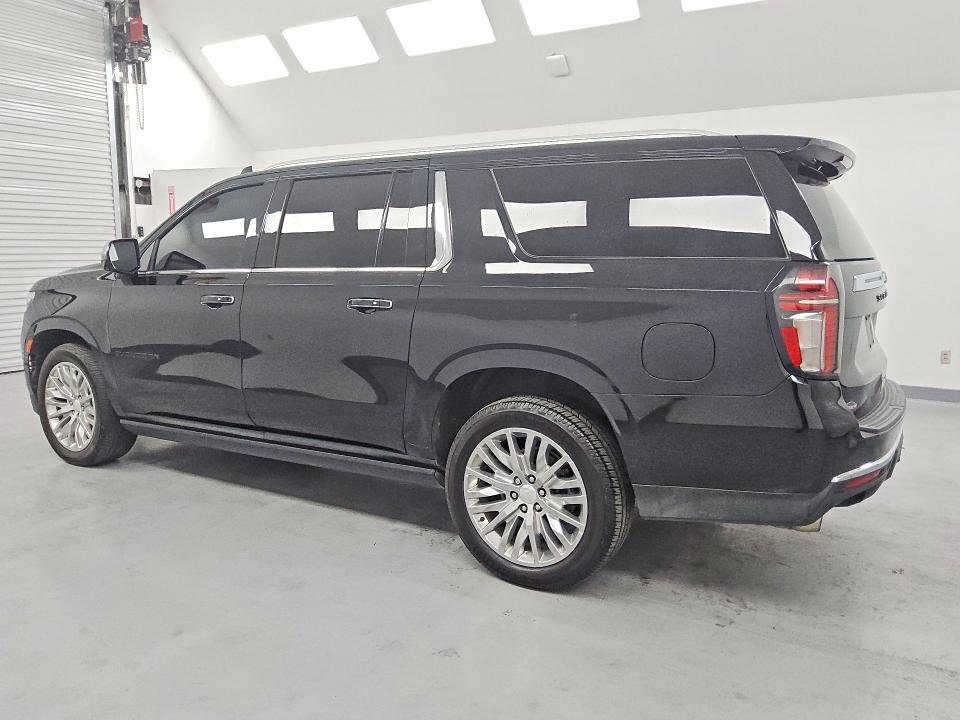 Photo 2 from auction – 2023 CHEVROLET SUBURBAN with VIN 1GNSKFKL2PR329468