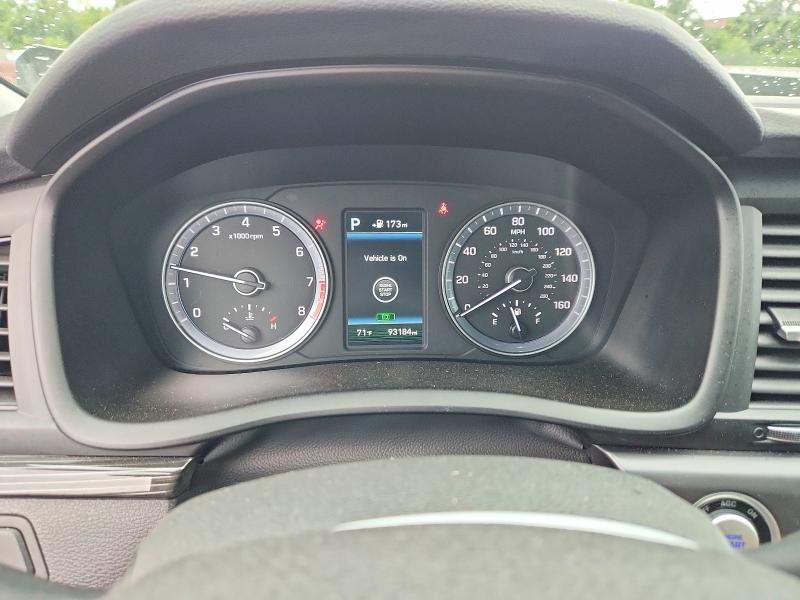 Photo 9 from auction – 2018 HYUNDAI SONATA with VIN 5NPE34AF7JH716793