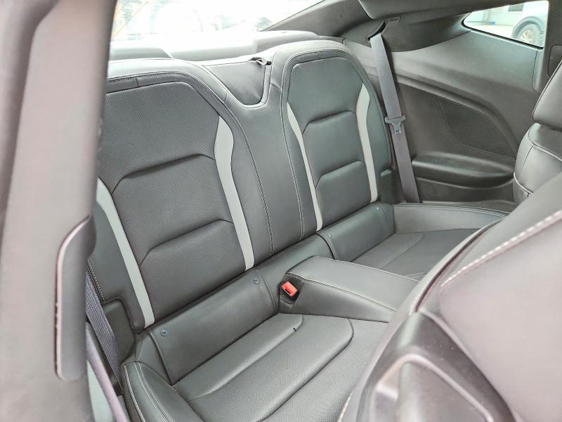 Снимка 10 от търг – 2018 CHEVROLET CAMARO с VIN 1G1FC1RX1J0166822
