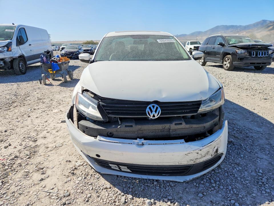 Photo 5 from auction – 2011 VOLKSWAGEN JETTA with VIN 3VWDZ7AJ7BM322798