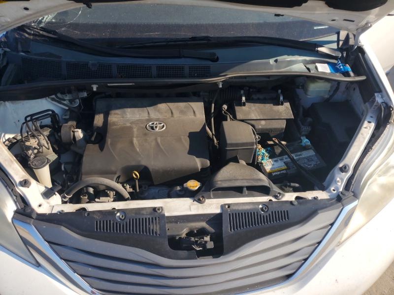 Photo 12 from auction – 2014 TOYOTA SIENNA with VIN 5TDYK3DC1ES511577