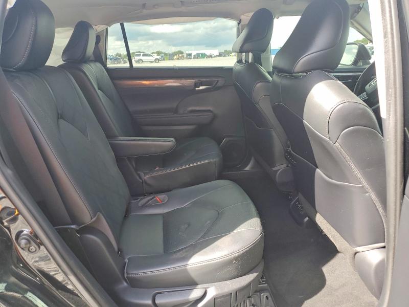 صورة رقم 10 من المزاد - 2021 TOYOTA HIGHLANDER مع VIN 5TDEBRCH4MS030532