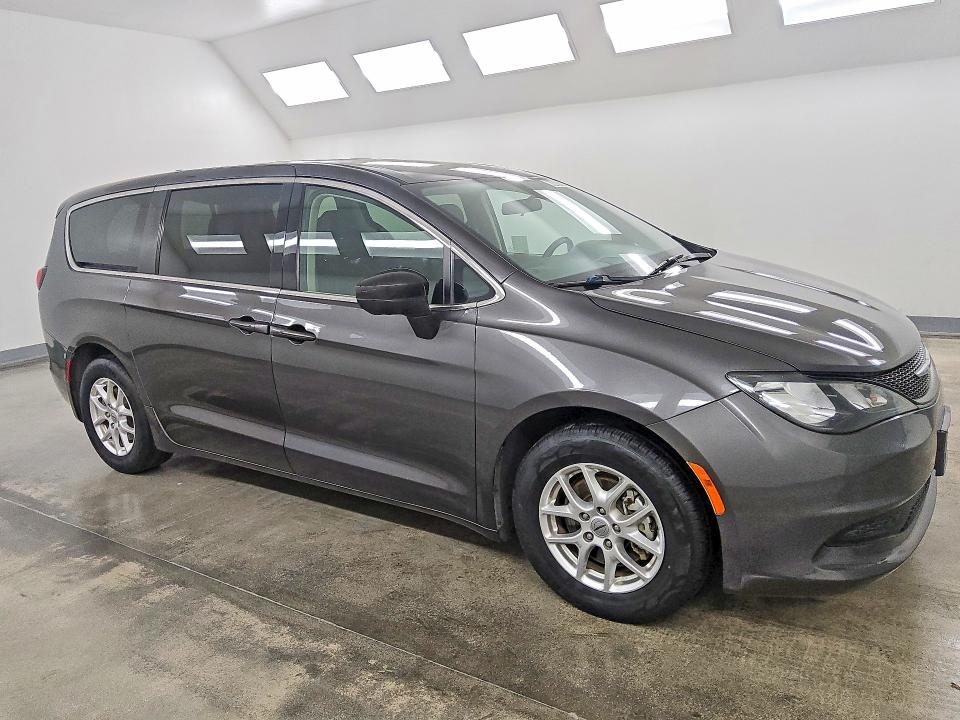 Zdjęcie 4 z aukcji – 2022 CHRYSLER VOYAGER z VIN 2C4RC1CG7NR105449