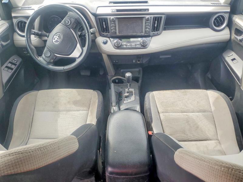 Zdjęcie 8 z aukcji – 2017 TOYOTA RAV4 z VIN 2T3RFREV1HW554007