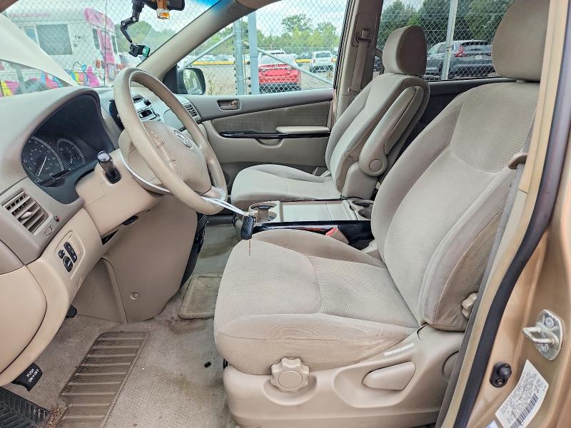 Photo 7 from auction – 2004 TOYOTA SIENNA with VIN 5TDZA23C54S127545
