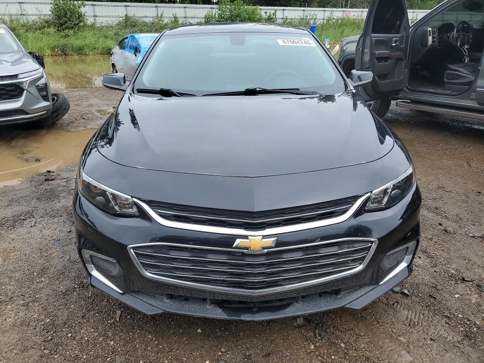 Photo 5 from auction – 2017 CHEVROLET MALIBU with VIN 1G1ZE5ST0HF216901