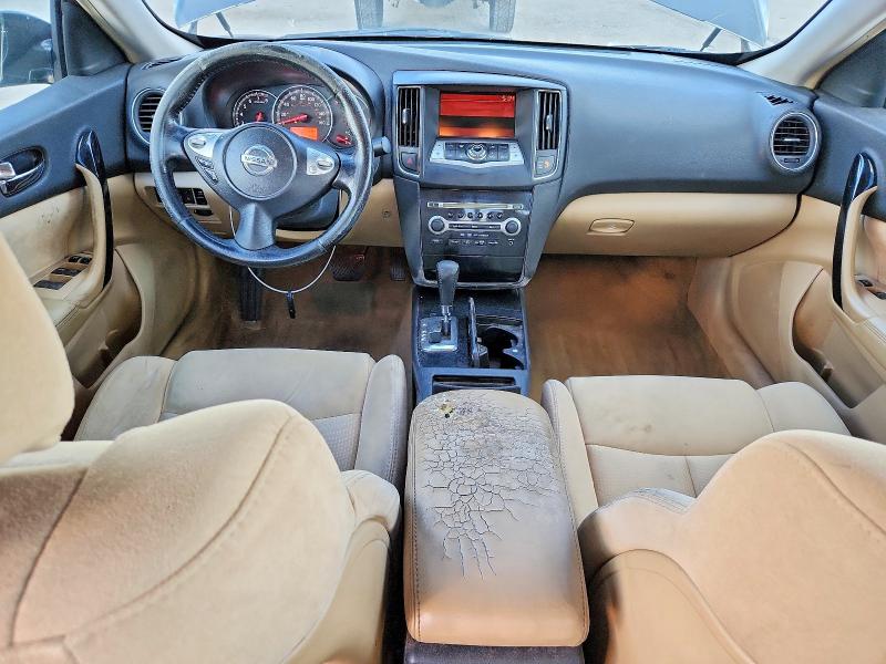 Photo 8 from auction – 2010 NISSAN MAXIMA with VIN 1N4AA5AP5AC869418
