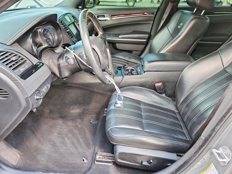 Фото 7 с аукциона – 2019 CHRYSLER 300 с VIN 2C3CCABG6KH679019