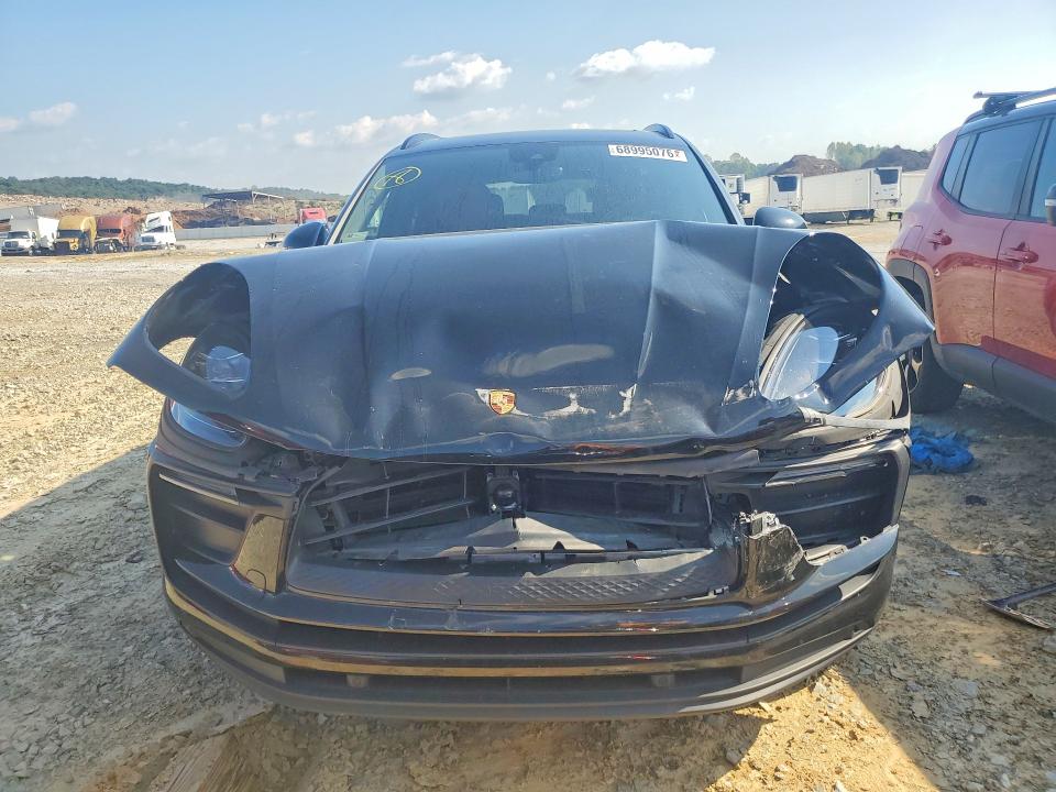 Photo 5 from auction – 2023 PORSCHE MACAN with VIN WP1AA2A53PLB19790