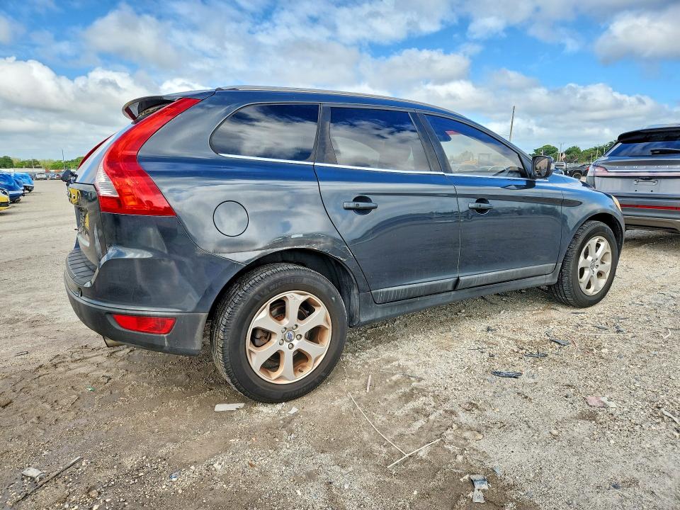 Photo 3 from auction – 2013 VOLVO XC60 with VIN YV4952DL9D2404267