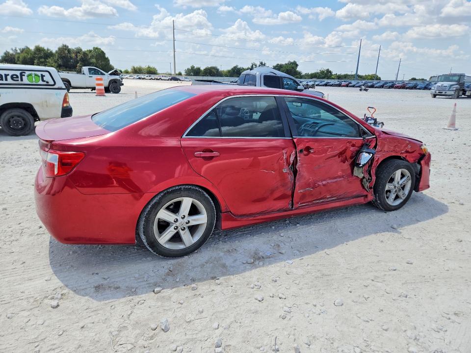 Photo 3 from auction – 2014 TOYOTA CAMRY with VIN 4T1BF1FK4EU834841