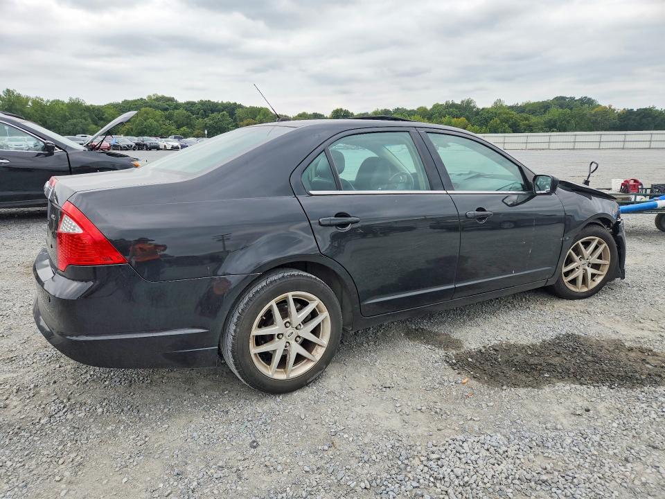 Photo 3 from auction – 2011 FORD FUSION with VIN 3FAHP0JA4BR137618