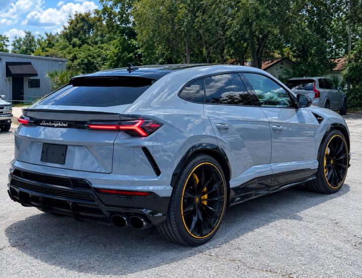 Photo 4 from auction – 2024 LAMBORGHINI URUS with VIN ZPBUB3ZL1RLA31904
