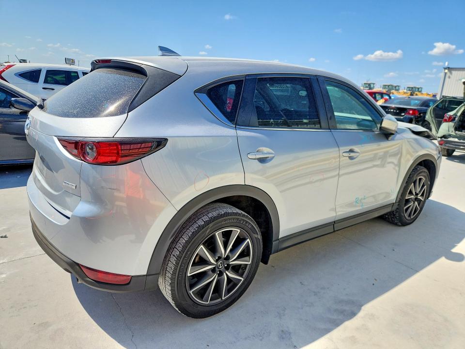 Фото 3 с аукциона – 2018 MAZDA CX-5 с VIN JM3KFBCM9J0341391