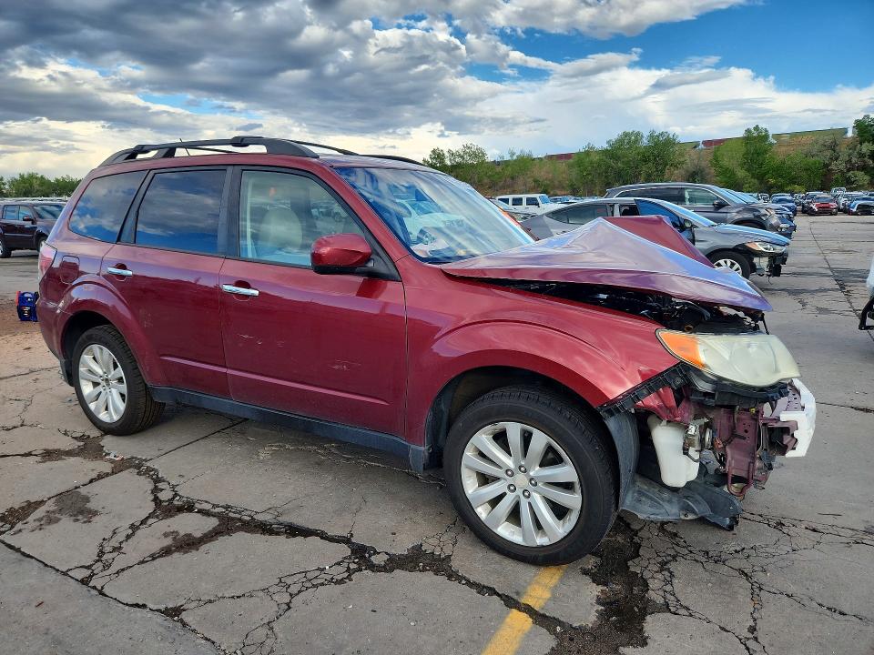 Photo 4 from auction – 2011 SUBARU FORESTER with VIN JF2SHADC9BH739918