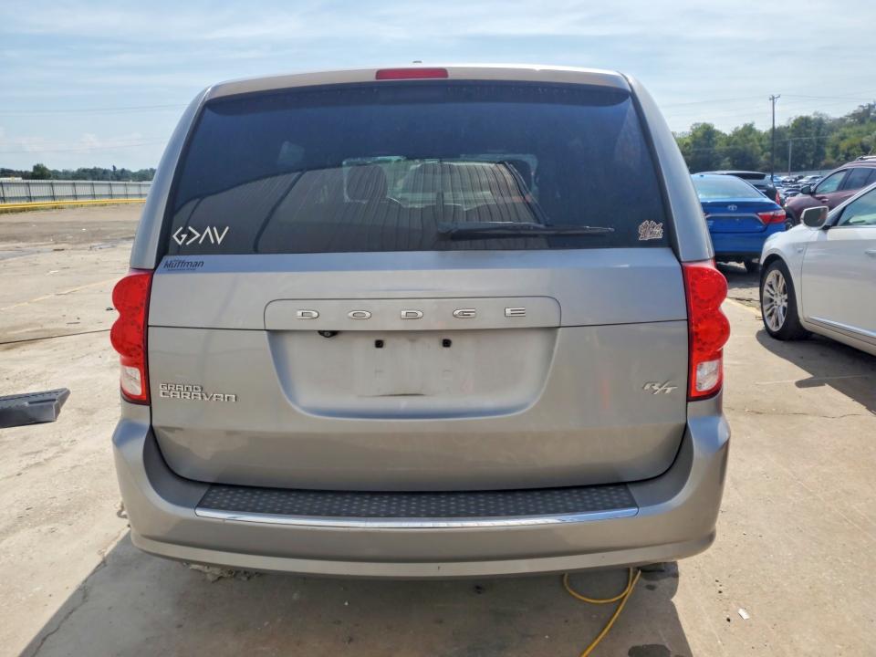 Photo 6 from auction – 2015 DODGE GRAND CARAVAN with VIN 2C4RDGEG2FR683652