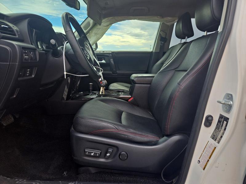 Снимка 7 от търг – 2016 TOYOTA 4RUNNER с VIN JTEBU5JR2G5358362